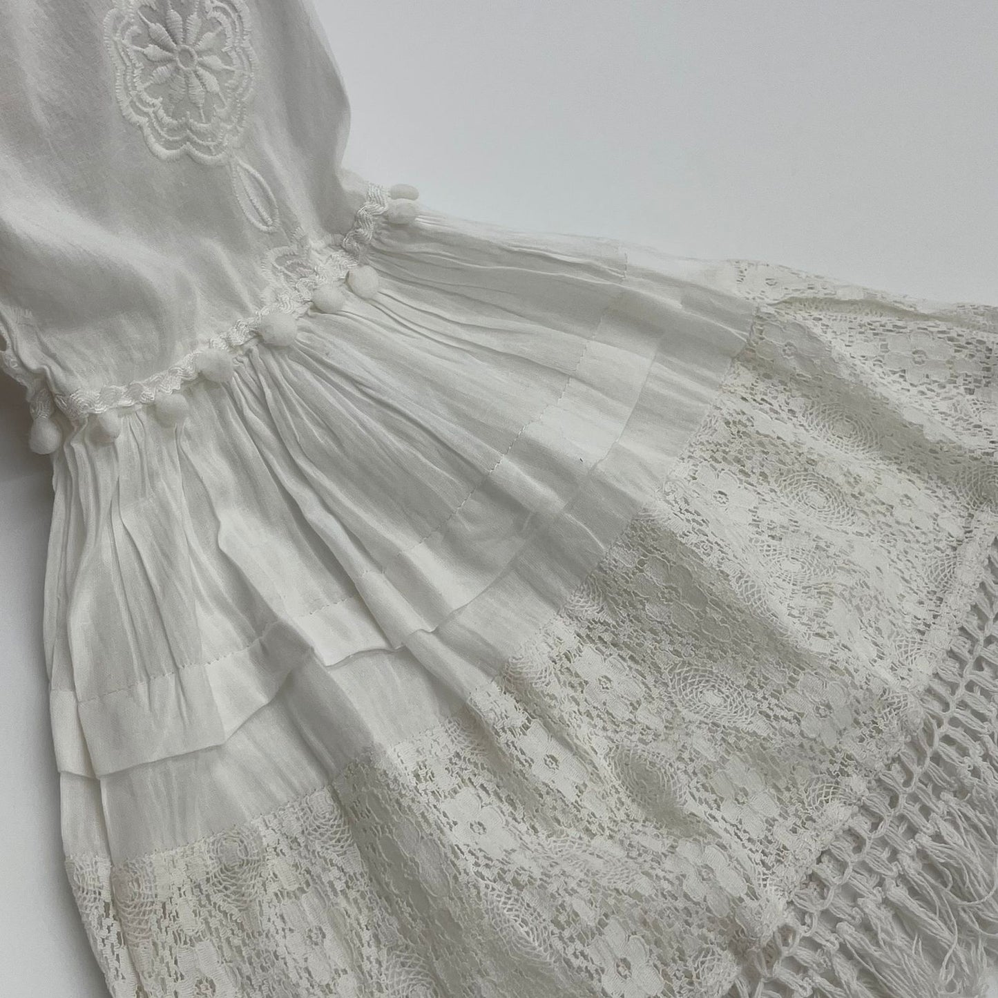 White Lace & Cotton Boho Mini Dress