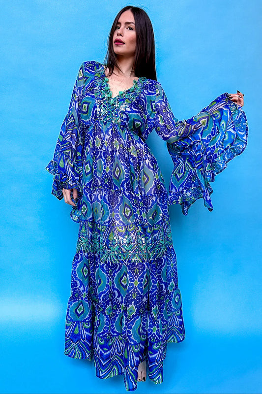 Long dress with V-neck